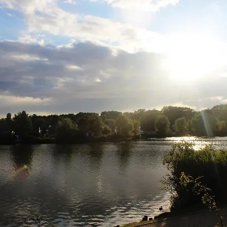 Seanooz - Wellness Overnachting Met Prive Bioscoop Aan Holiday home