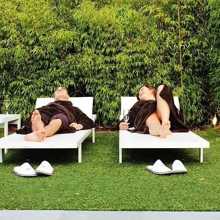 Holiday home Seanooz - Wellness Overnachting Met Prive Bioscoop Aan *