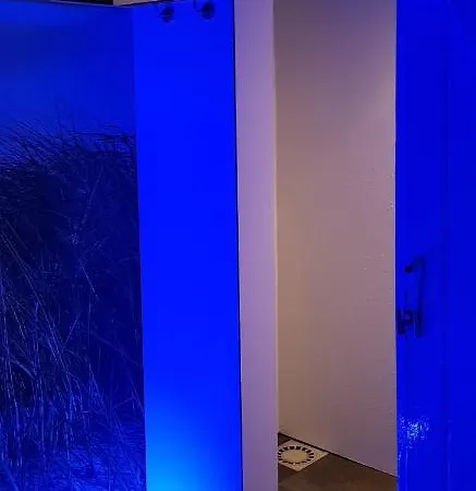 Holiday home Seanooz - Wellness Overnachting Met Prive Bioscoop Aan