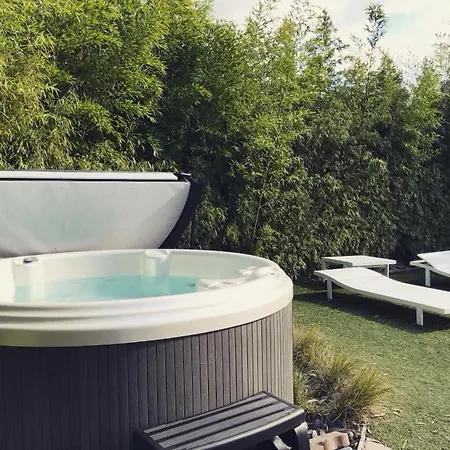 Seanooz - Wellness Overnachting Met Prive Bioscoop Aan